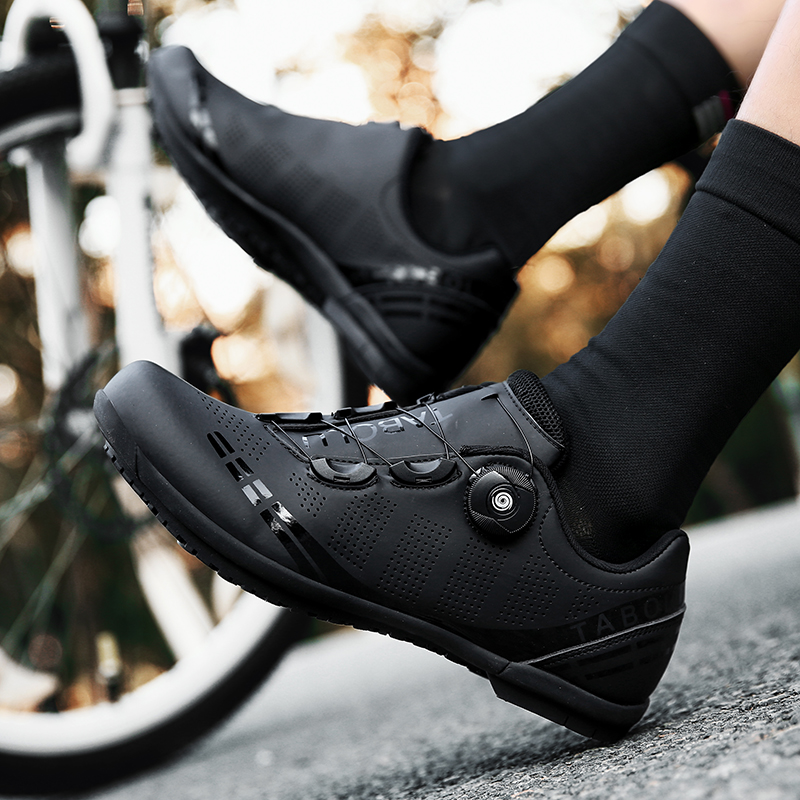 Men Non Locking Mountain Bike  – Cycling Commuter Shoes Bewertung und Preis